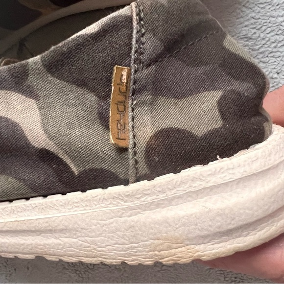 Hey Dude Wendy Camo Camouflage Print Slip-On Sneaker Canvas Shoe Sz 7 - Picture 11 of 15